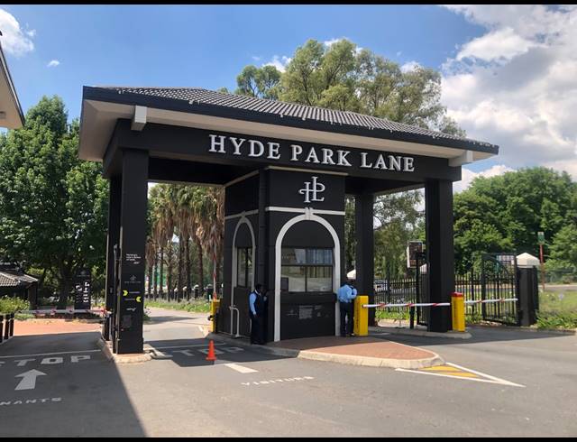 267M² OFFICE TO LET IN HYDE PARK